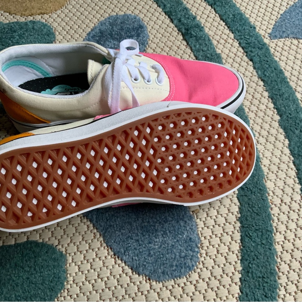Vans Pink and Cream Women's Sneakers - Picture 3 of 3